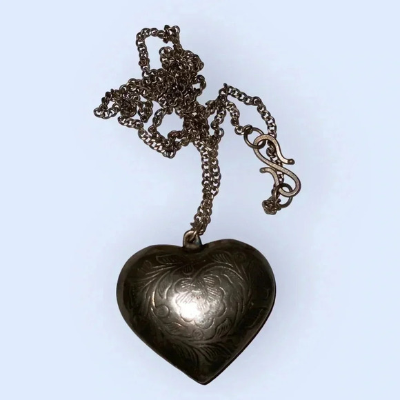 Vintage Large Silver Puffed Etched Heart Pendant with Curb Chain 24” - Picture 1 of 13